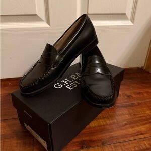 G.H. Bass & Co. Weejuns Women’s Whitney Black Leather Loafers